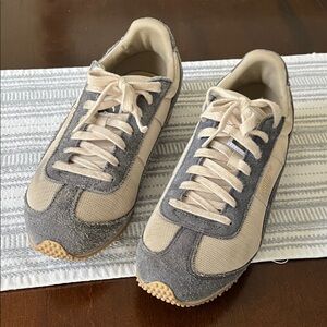 Puma Beige and Gray Casual Sneakers Mens 10.5